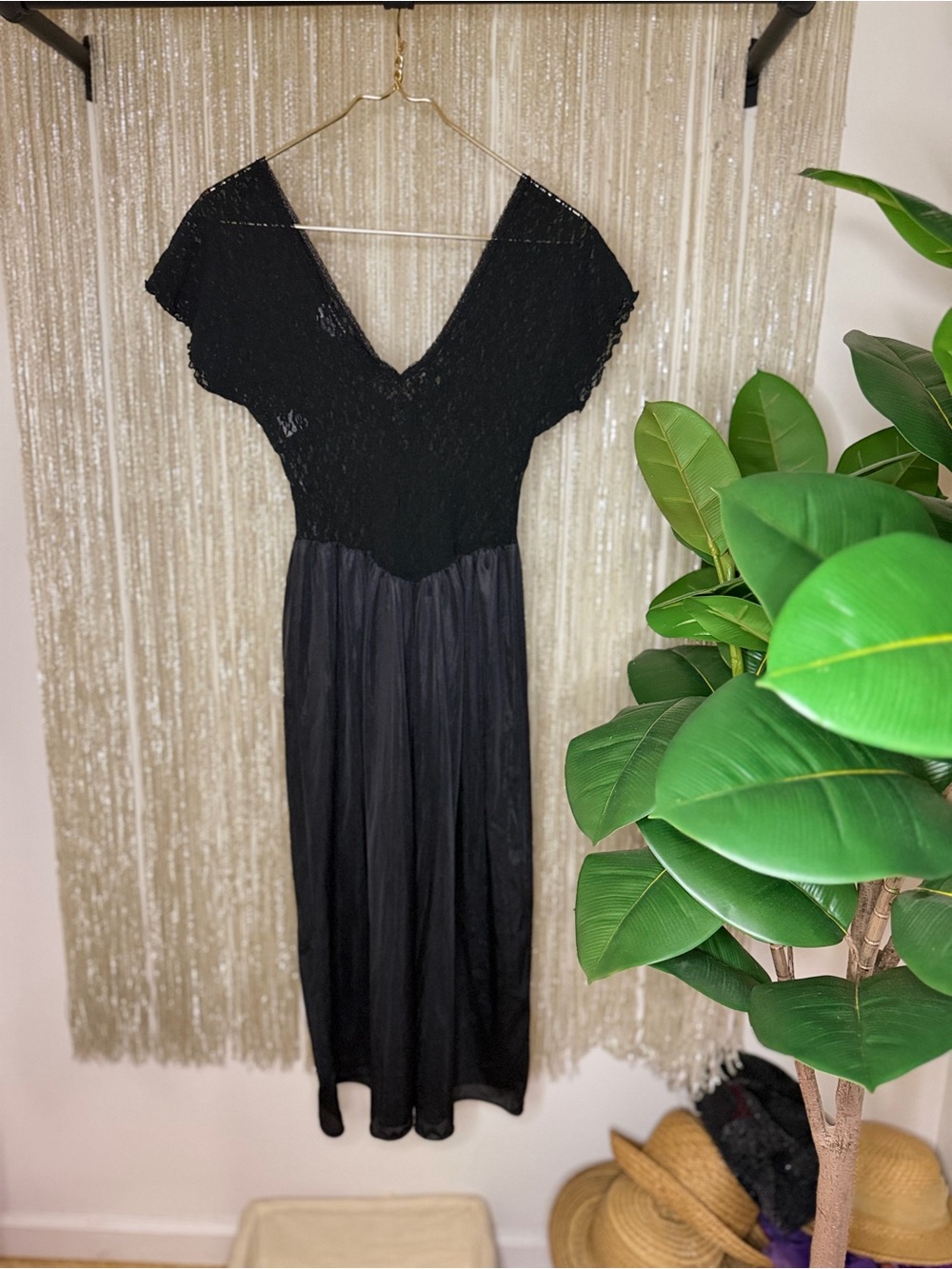 Vintage Cinema Etoile Black Lace Nightgown M Long Nylon Negligee Made in USA